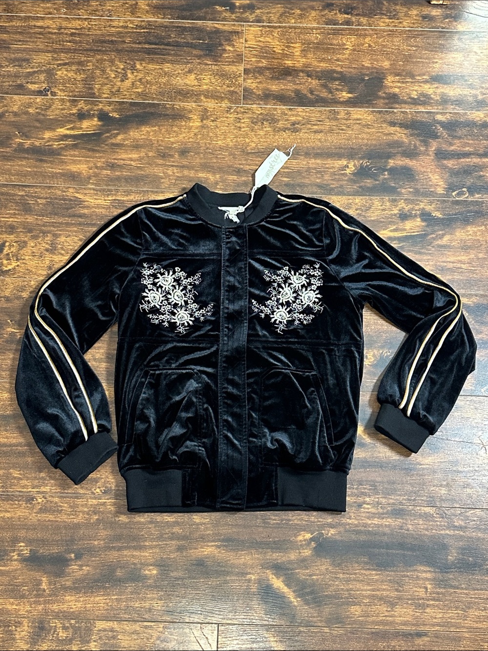 NWT Mystree M Black Velvet Bomber Gold Floral Embroidery ✨
